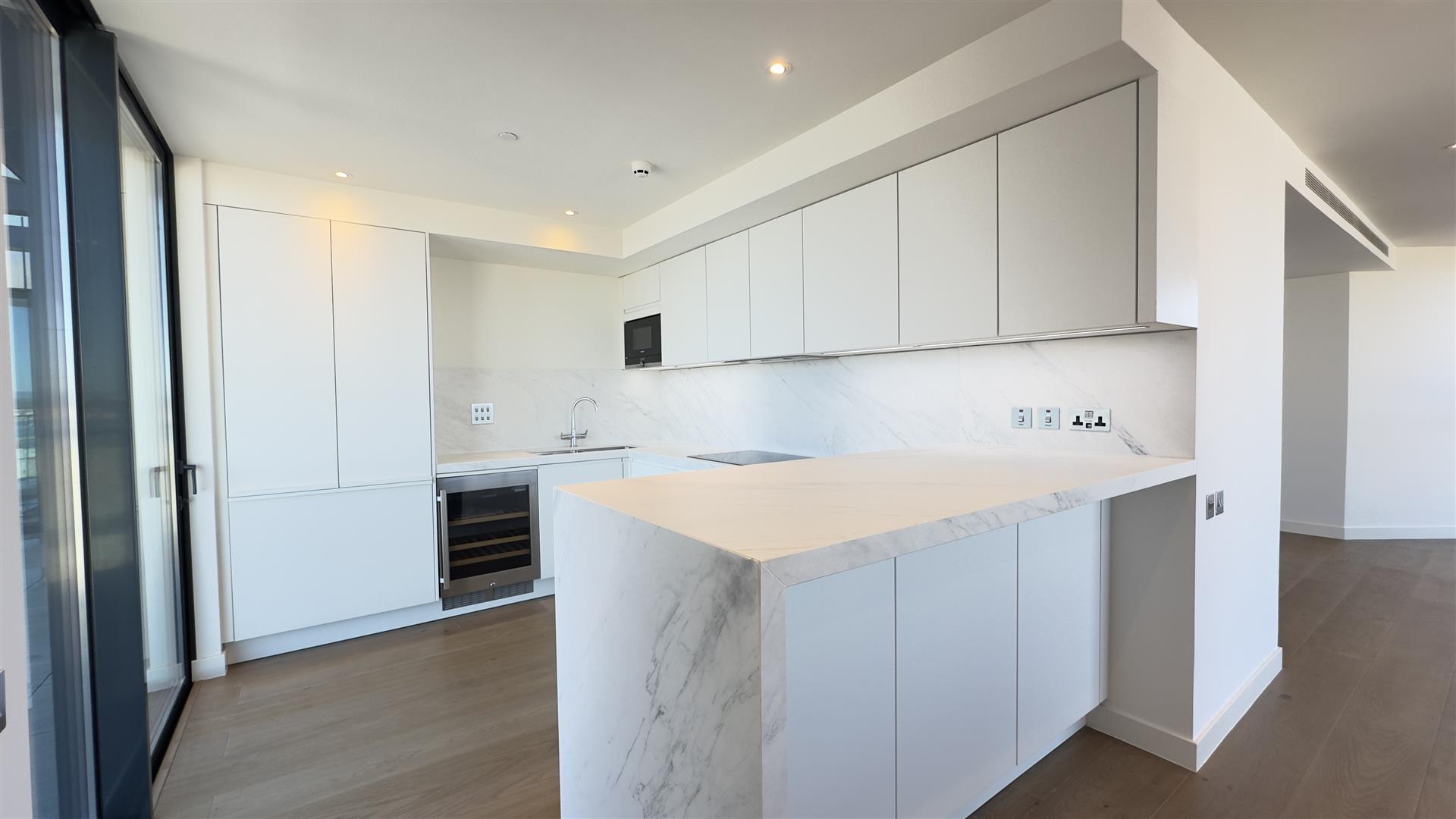 Image of Apartment - 3 Bedrooms - 3 Bathrooms for Rental in EuroCity-Gibraltar, Image 3